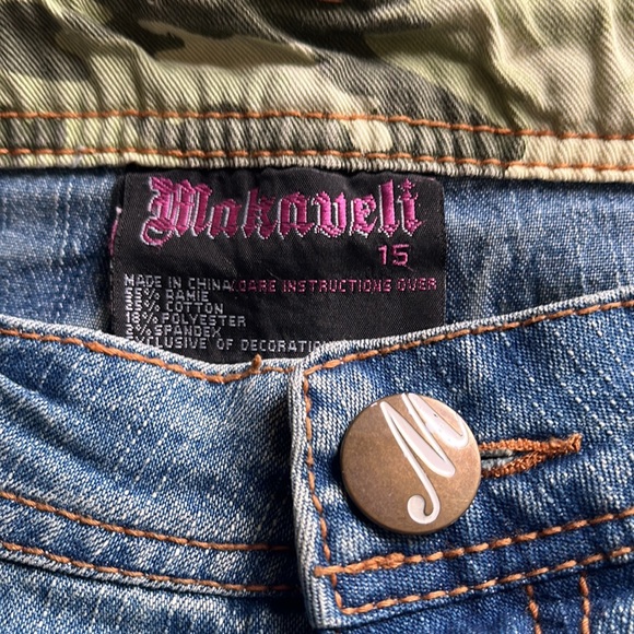 Makaveli Vintage 90 th Branded Denim Shorts Size 15 Exclusive of decoration - Picture 6 of 6